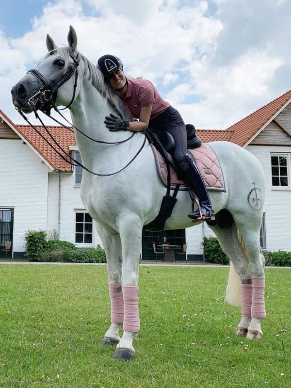 equestrian-stockholm-pink-fasli